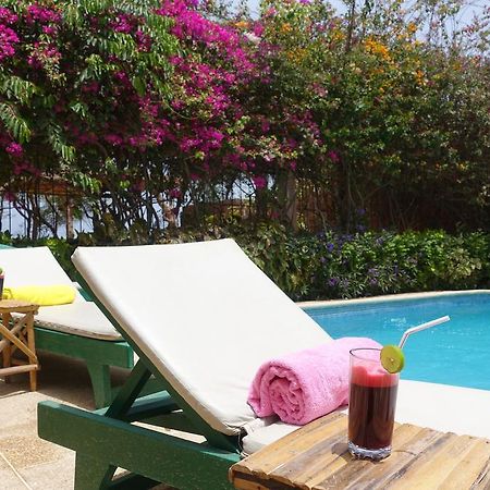 Keur Marrakis Hotel M'Bour Exterior photo