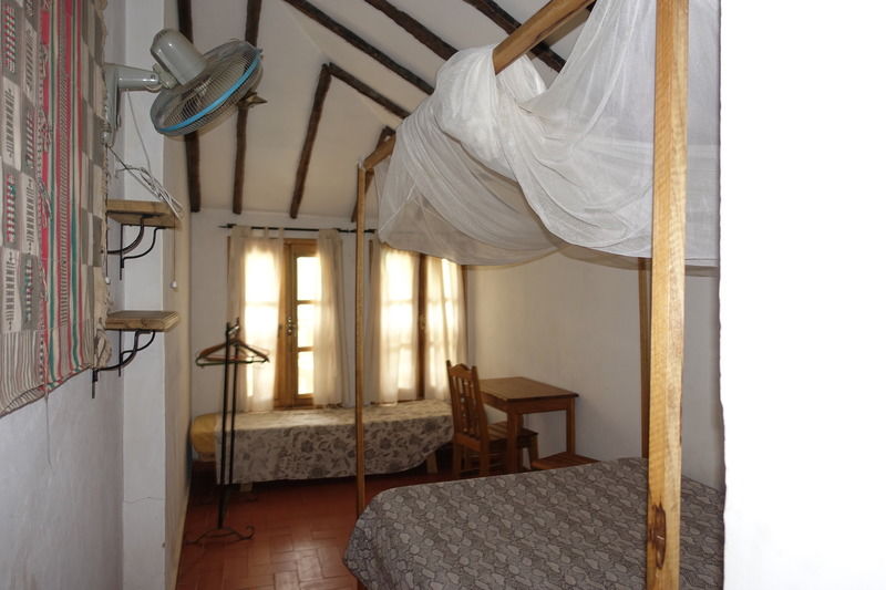 Keur Marrakis Hotel M'Bour Exterior photo
